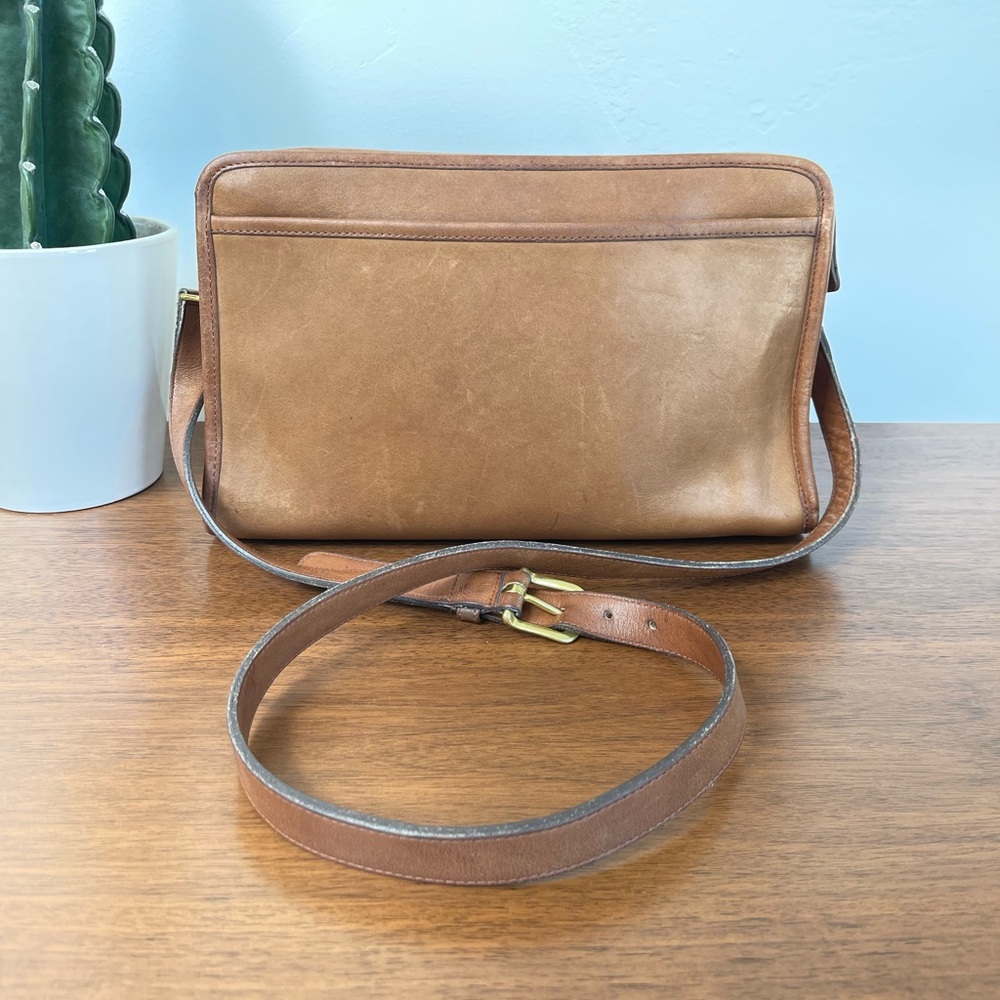 Vintage Coach NYC Swagger Bag #9820